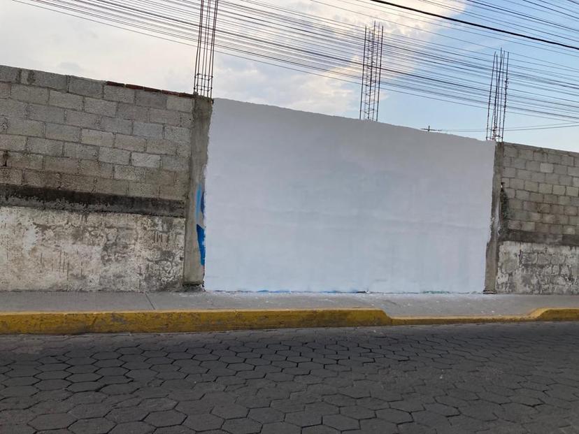 Borran mural elaborado por candidato a diputado del PES en San Andrés Cholula