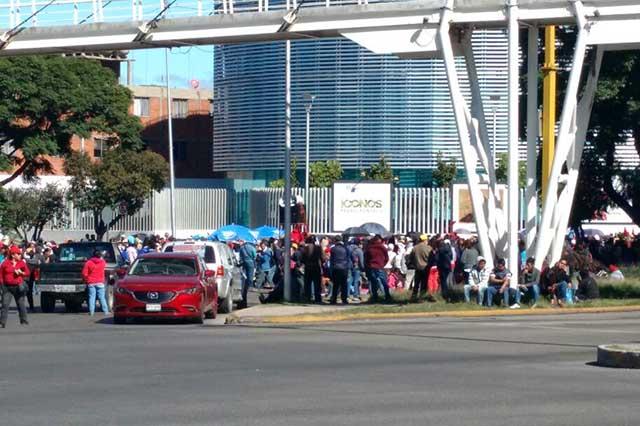 Manifestación de Antorcha Campesina causa caos vehicular en Puebla