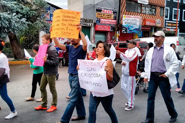 Cientos exigen en las calles renuncia del alcalde de Texmelucan