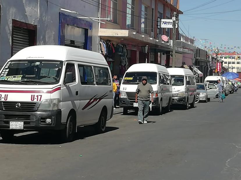 Incumplen compromiso de mejorar transporte en Serdán