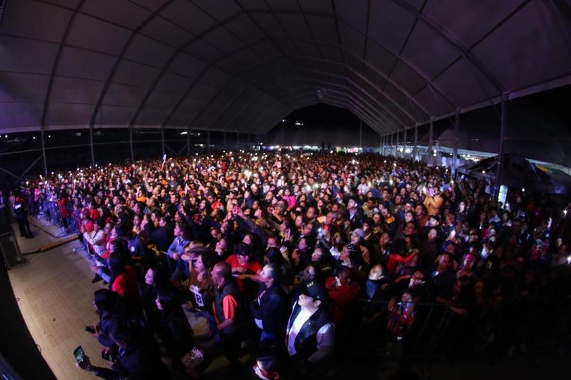 Miles continúan celebrando en la Feria de la Manzana en Zacatlán