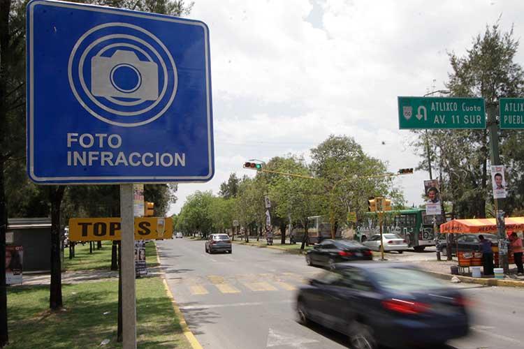 Fotomultas desaparecen en Puebla; concluyó contrato de Autotraffic