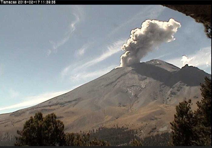 Emite el volcán Popocatépetl 104 exhalaciones