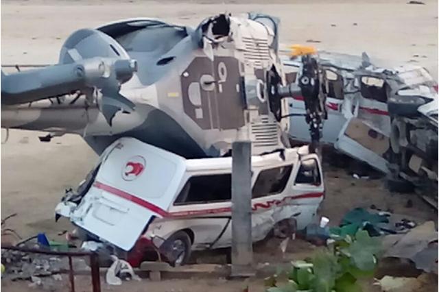 Accidente aéreo de la Sedena deja 13 muertos en Jamiltepec
