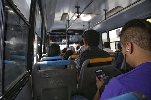 Asaltan a pasajeros de la ruta Morados en Puebla capital
