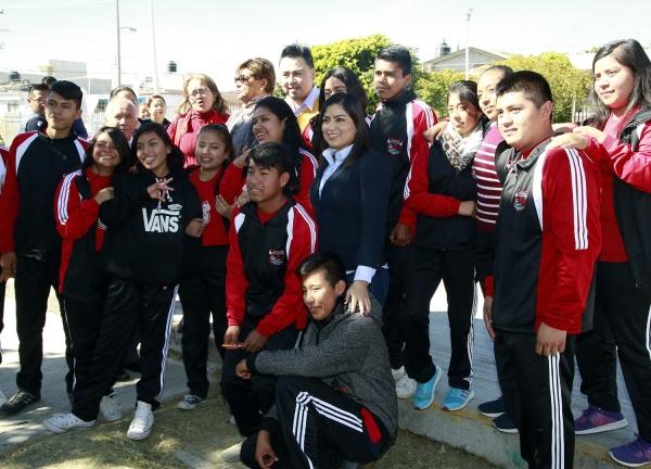 Escolares participan en Plan Municipal de Desarrollo de Puebla