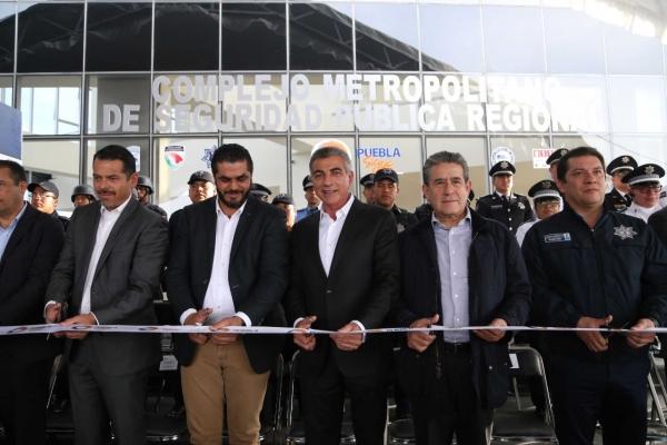 Gobernador inaugura Complejo de Seguridad de Tehuacán 