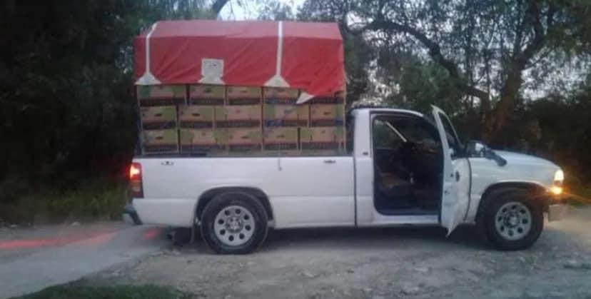 Civiles armados roban camioneta cargada con mercancía en Acatzingo