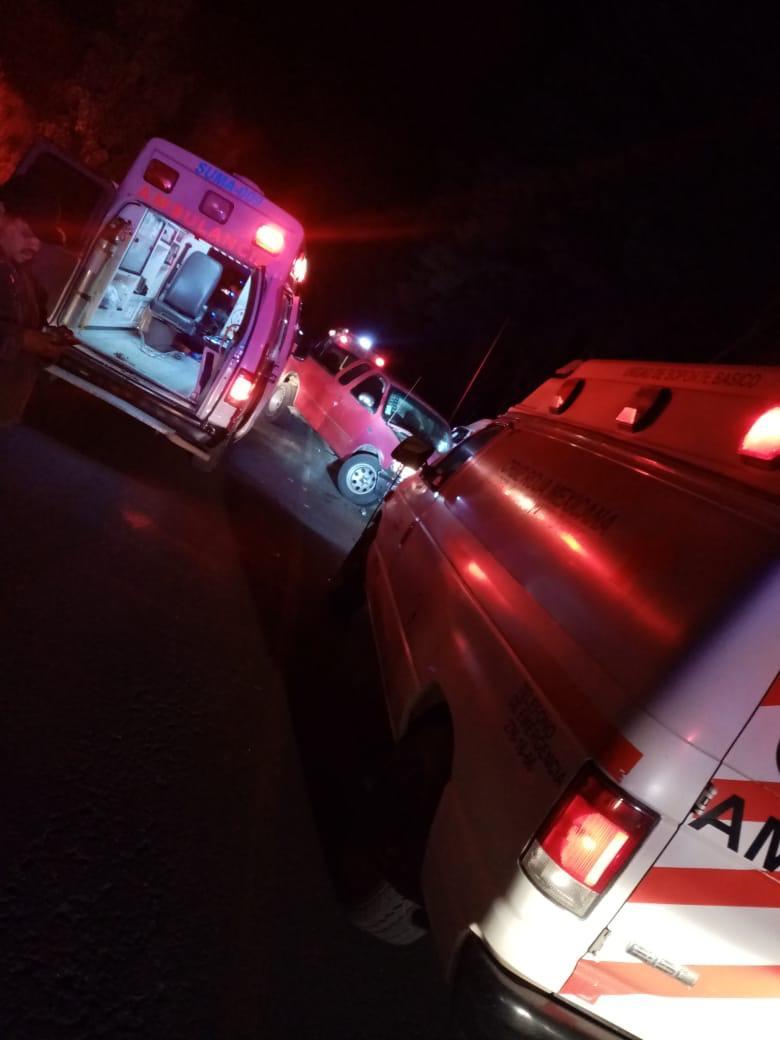 Choque de transporte público y particular deja 8 heridos en Huejotzingo