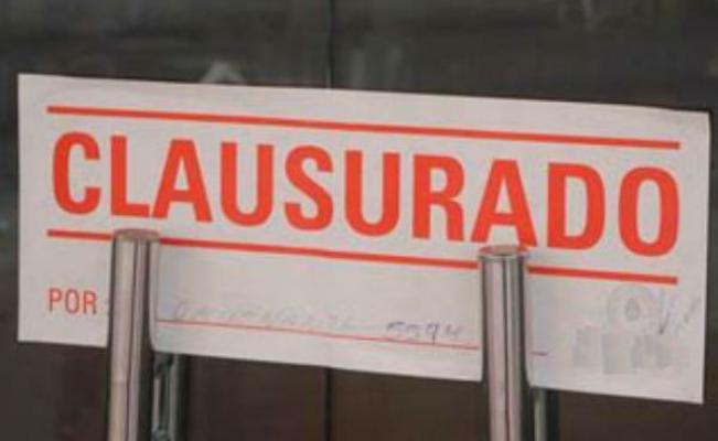 Hasta 65 clausuras de negocios han realizado en San Andrés Cholula