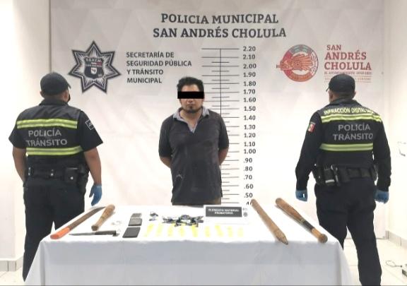 Detienen en San Andrés Cholula a hombre con 32 dosis de droga