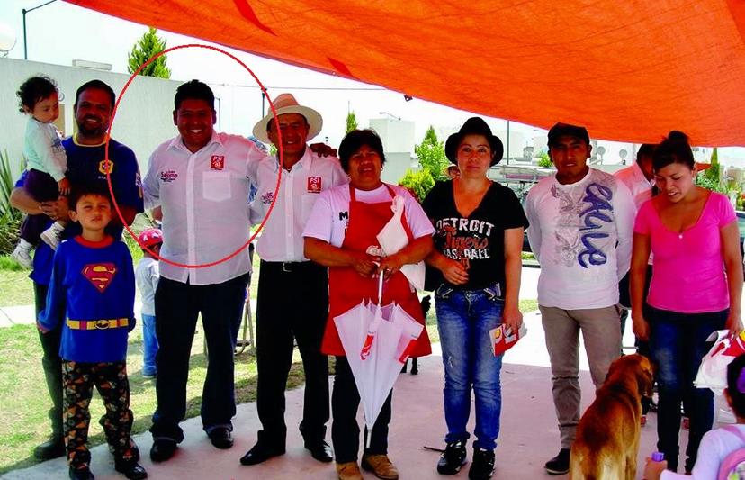 Candidato compite con todo y su familia por alcaldía de Huejotzingo