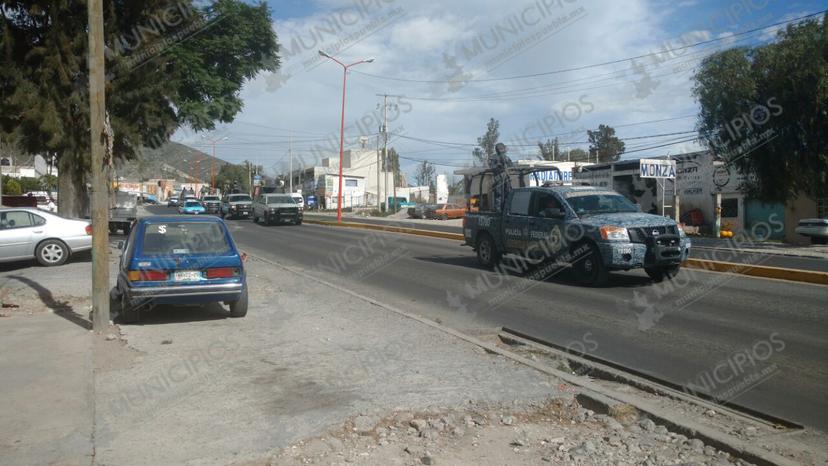 Civiles agreden a gendarmes en Tecamachalco