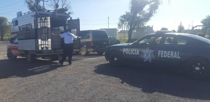 Aseguran camionetas con diésel robado en Huejotzingo