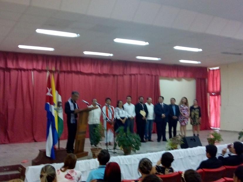 Participa joven de Tlatlauquitepec en concurso de oratoria en Cuba