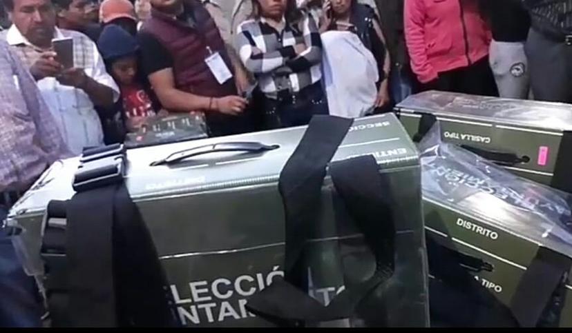Amenazan con quemar paquetes electorales en Tlatlauquitepec