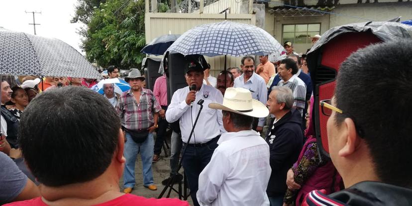 SME acusa corrupción en contratos de CFE en Huauchinango
