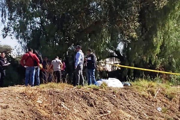 Vecinos encuentran cadáver envuelto en una cobija en Huejotzingo