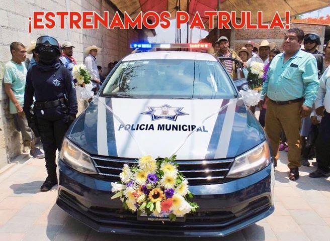 Regidor de Tepexco presuntamente alcoholizado destruye patrulla nueva