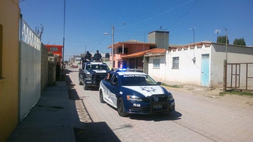 Policía dispara por accidente y deja heridos a dos compañeros en Tochtepec
