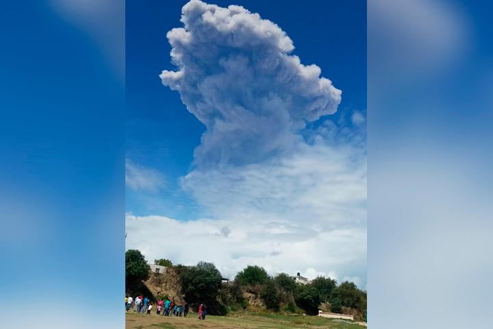 Actividad del Popocatépetl alerta a San Nicolás de los Ranchos
