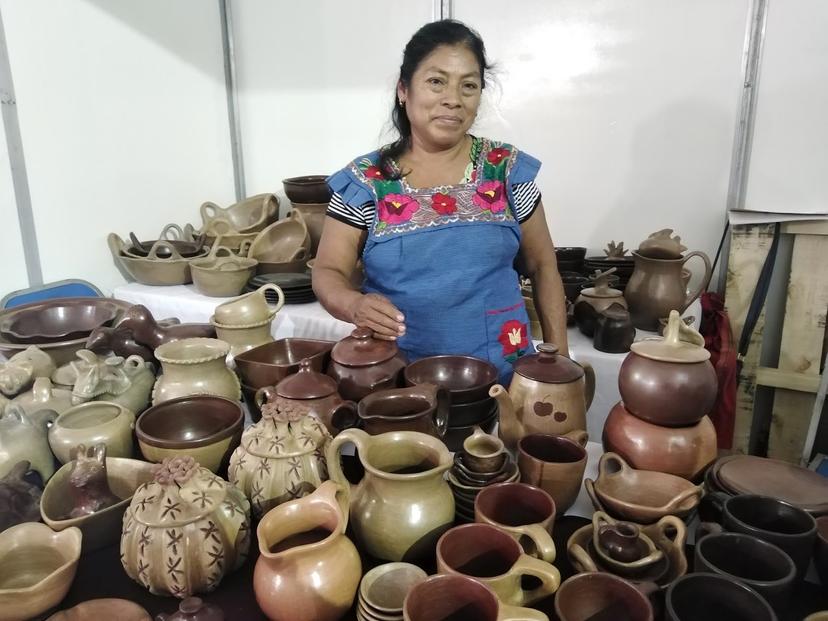 Artesanas de Tehuacán venden en redes sociales ante pandemia