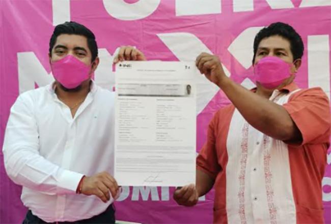 Rubero Suárez se registra como candidato a la alcaldía de Izúcar por Fuerza por México  