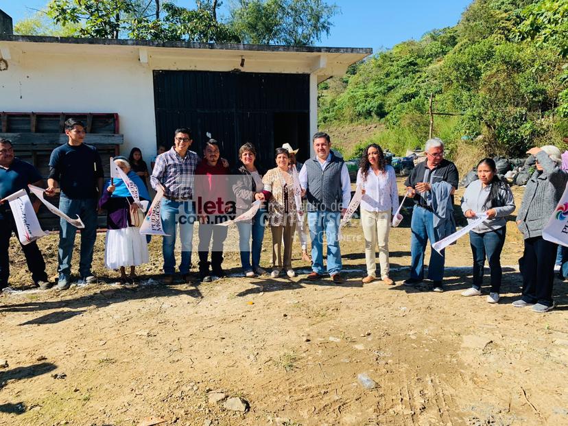Construyen en Cuetzalan el primer albergue para perritos