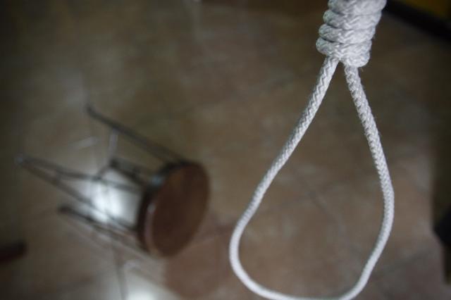 Hombre se suicida en su casa en Izúcar de Matamoros