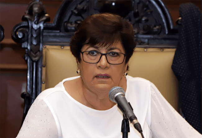 Cabildo de Puebla aprueba licencia de la priista Silvia Tanús