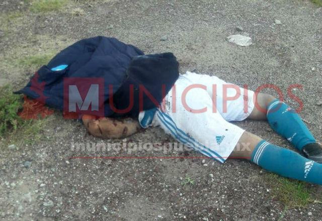 Matan a hombre y levantan a otro, en juego de futbol en Tochtepec