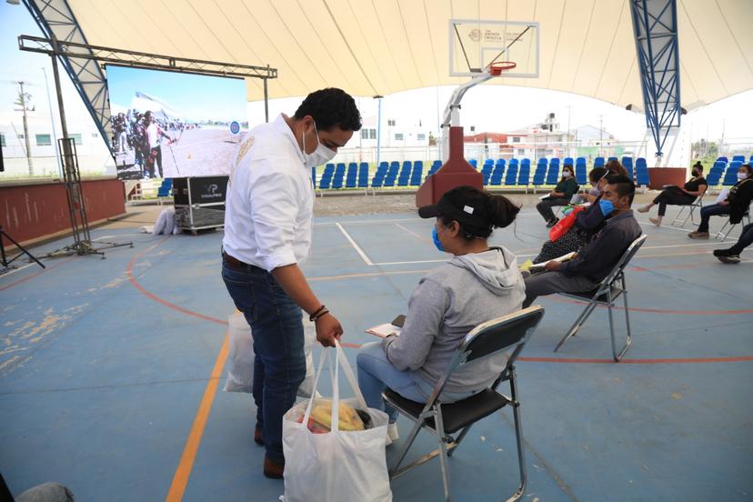 Brinda San Andrés apoyo a jóvenes con el programa valores a tu mesa