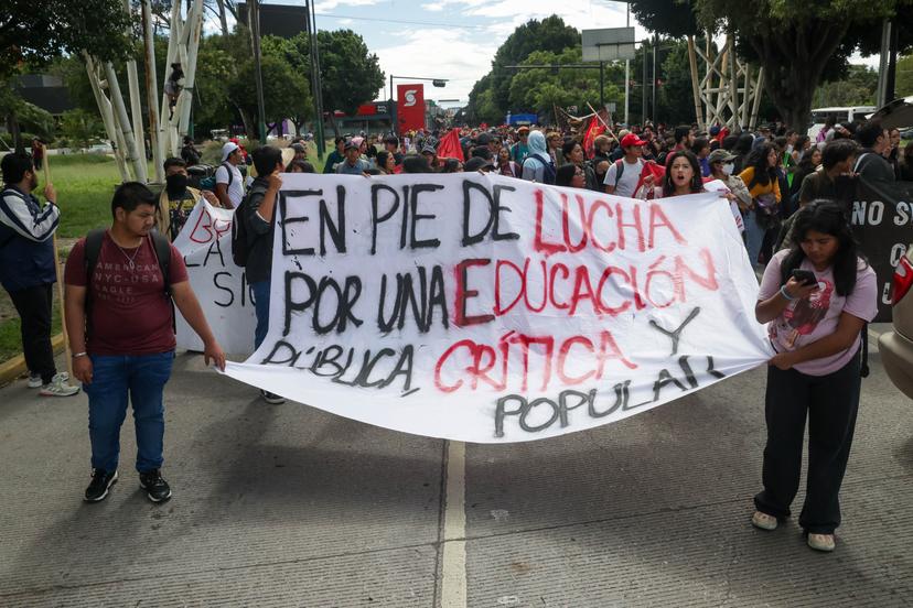 Puebla recuerda matanza de estudiantes el 2 de octubre