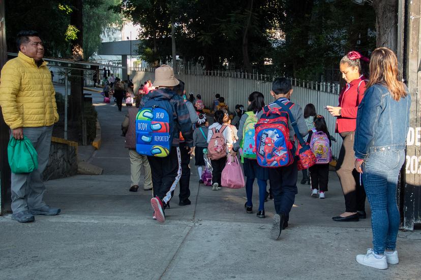 Este lunes arrancó en las escuelas horario de verano