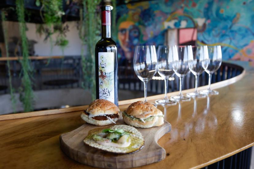 Presenta Puebla probadita de la gastronomía local en Tianguis Turístico