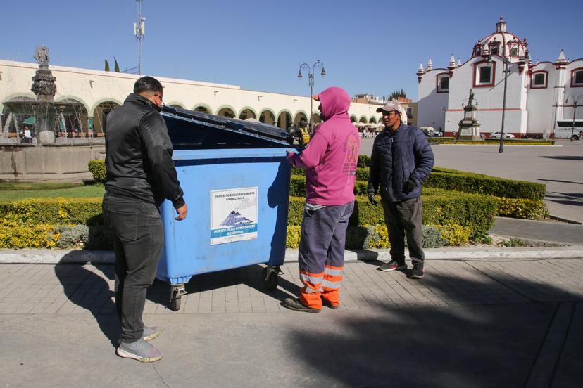 Regresan contenedores a San Pedro Cholula para depositar ceniza