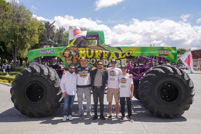 VIDEO Anuncian Master Trucks en Explanada Puebla