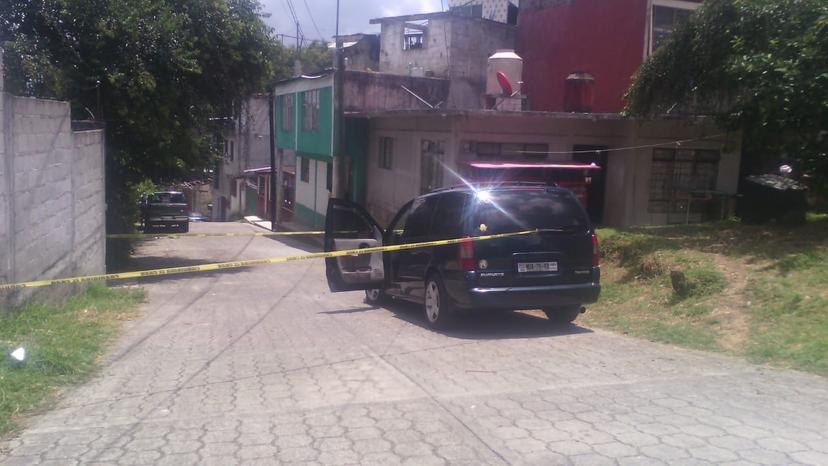 Ejecutan a taquero en la puerta de su casa