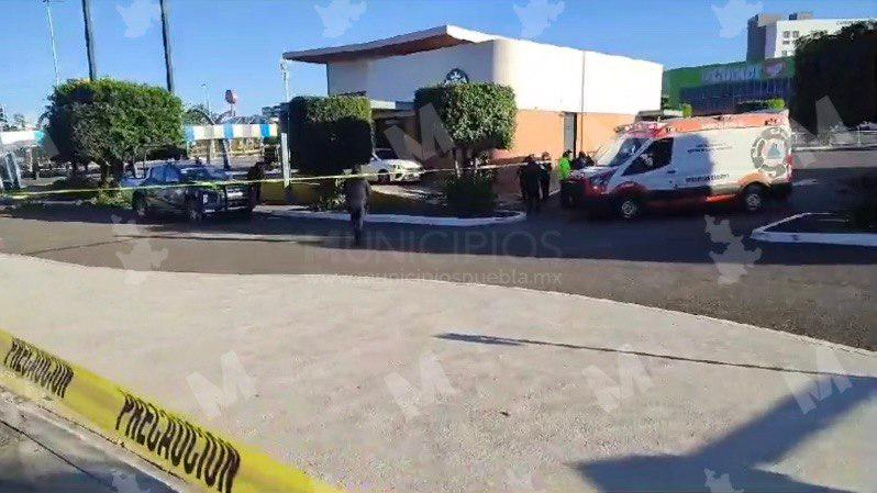 Ejecutan a hombre cuando esperaba su café en el Starbucks de Galería Las Ánimas