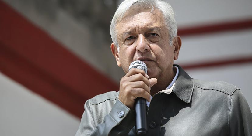 Acusa AMLO a Aureoles de desatender a CNTE en Michoacán