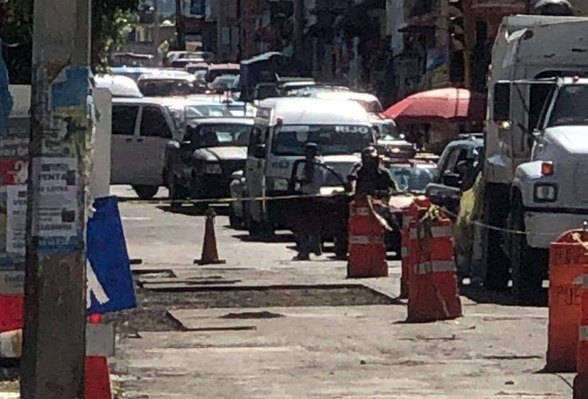 Vecinos de Izúcar se inconforman con el bacheo y cierre de calles 