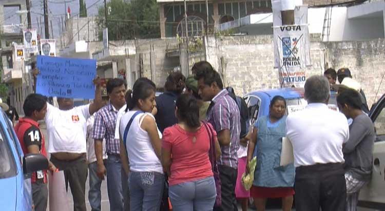 Toman PT oficinas del Comité Municipal Electoral de Chilac