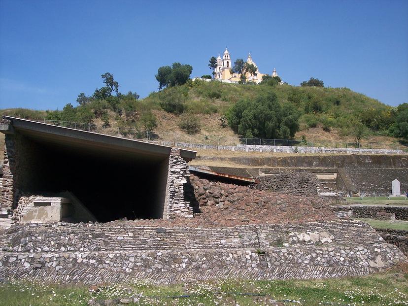 Buscan abatir plaga de ardillas en Zona Arqueológica de San Pedro Cholula