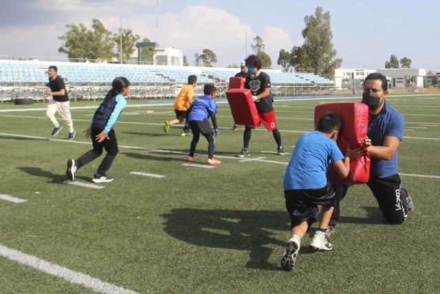 Reinicia actividades Escuela de Fútbol Americano Infantil BUAP