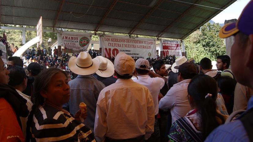 Se unen comunidades contra hidroeléctricas en Apulco