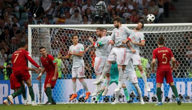 En partido frenético, Portugal y España empatan a 3 goles