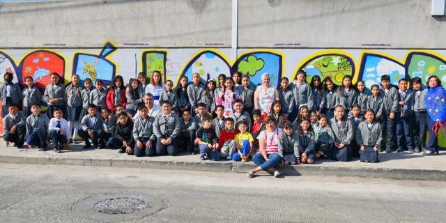 Impulsa BUAP identidad cultural y lenguas maternas en escolares con arte muralista