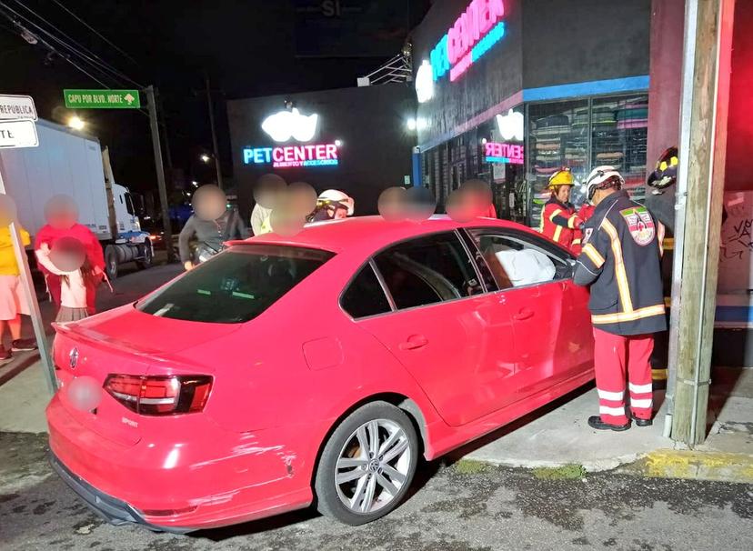 Una persona lesionada, saldo de un accidente a la altura de la China Poblana