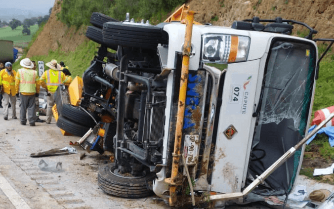 Eran poblanos los tres trabajadores muertos en autopista México-Puebla: confirma CAPUFE