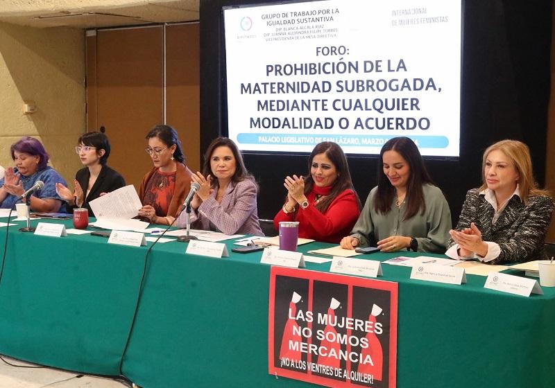 Exige Blanca Alcalá prohibir la gestación subrogada en México